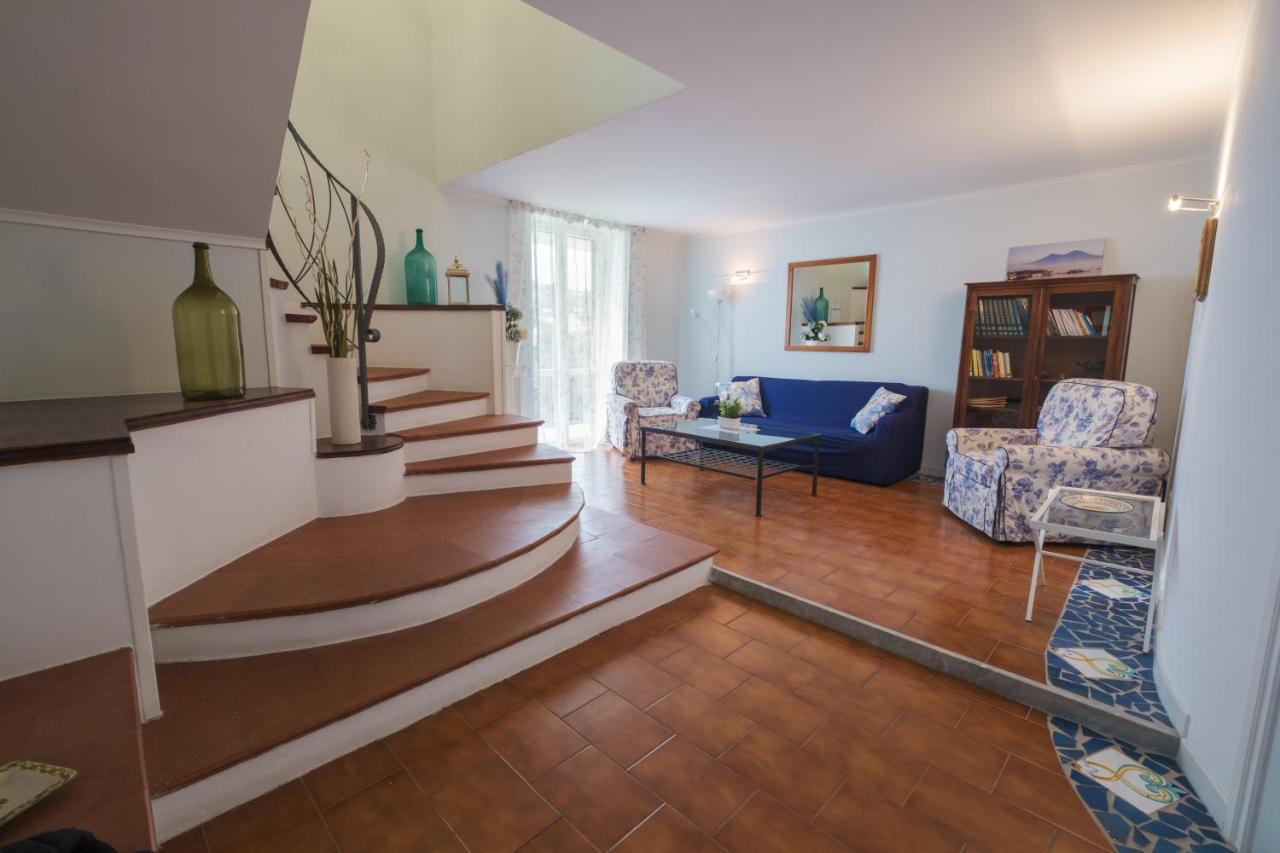 Borgo Blu Hotel Bacoli Exterior photo