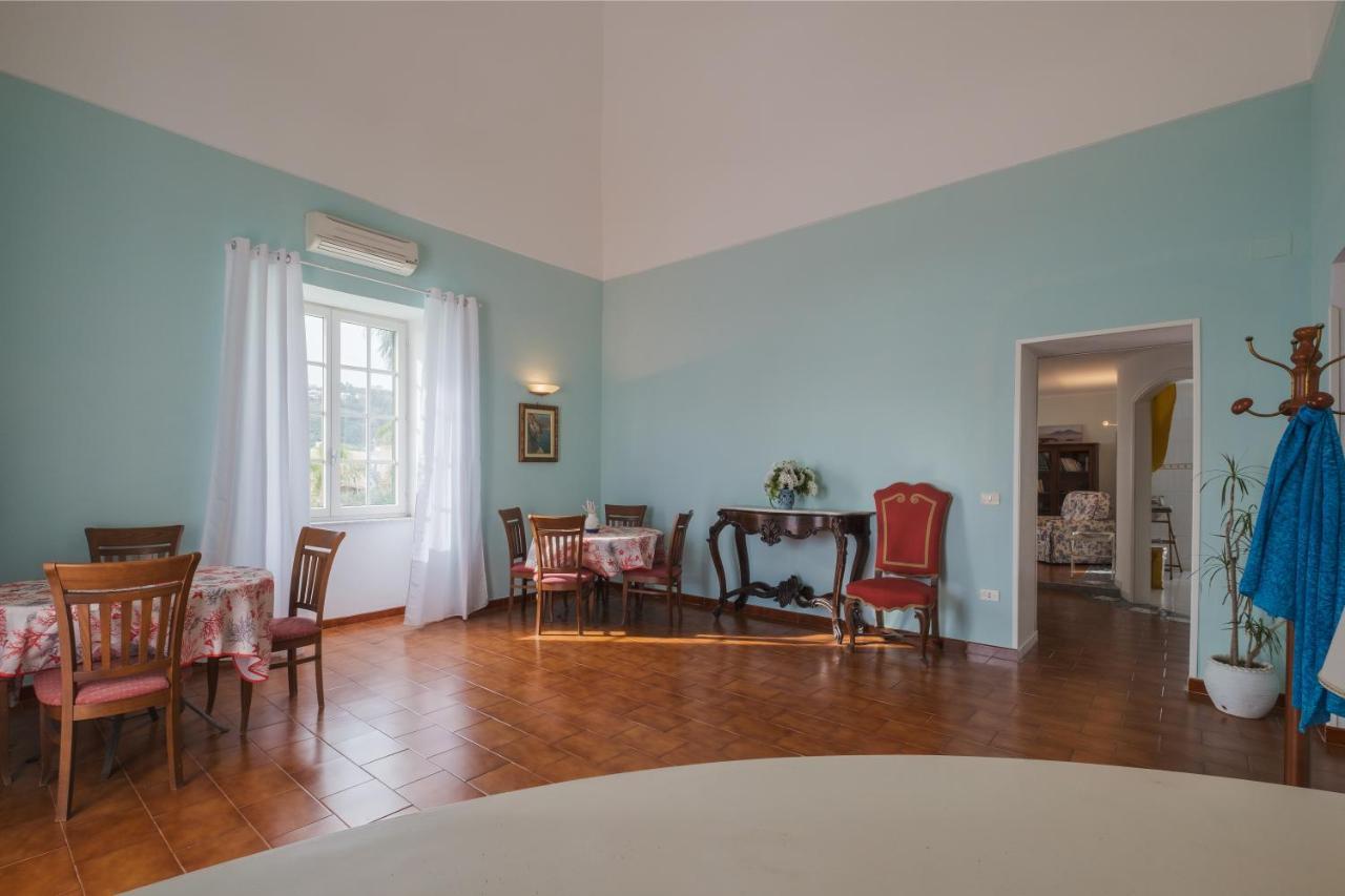 Borgo Blu Hotel Bacoli Exterior photo